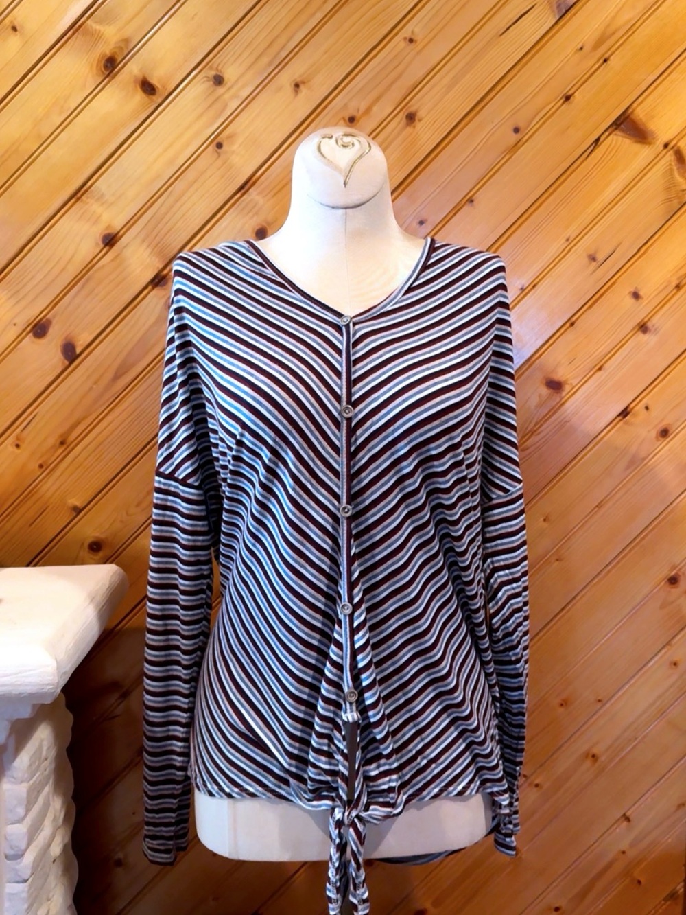 Vervet by Flying Monkey Striped Tie Front V-Neck Top Small